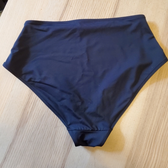 *SOLD* NWOT Everlane The Bikini Bottom in Black, sz S - Picture 5 of 6